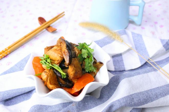 香菇炖鸡