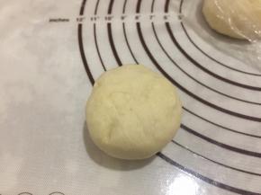 包好收口捏紧朝下