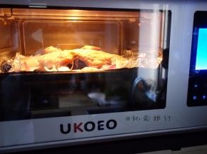 8、	烤箱预热180度烤1小时