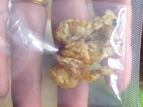 干雪蛤两小包。