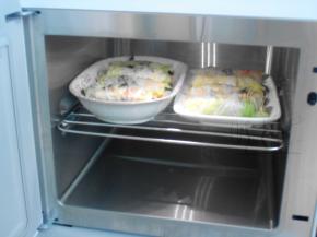 放入蒸炉蒸5分钟