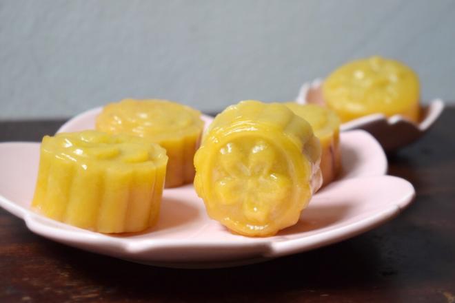 南瓜紫薯糯米月饼