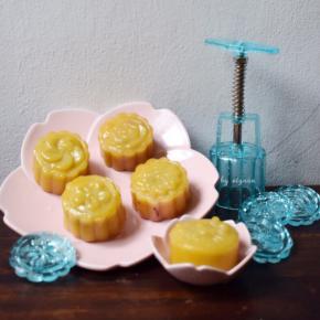 简单版的月饼就做好啦！