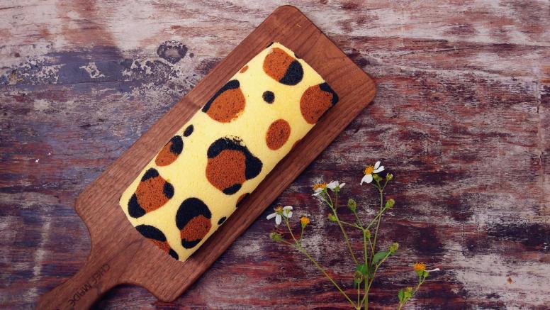 小性感的豹纹蛋糕卷