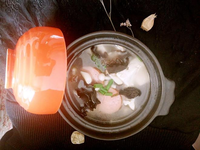豆腐菌菇木耳汤