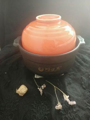 放入碗煲里，保温效果很好。