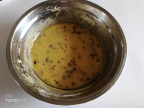 最后放入蔓越莓干搅拌。