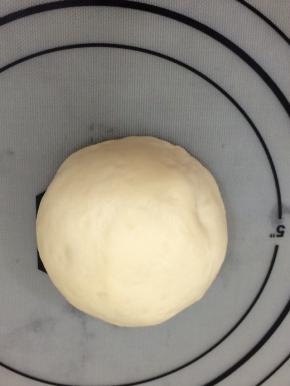 揪成圴等的剂子滚圆饧十分钟