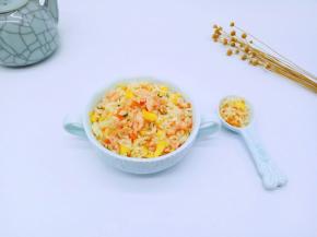 一碗一会吃完，搭配一碗汤，极好的一餐。