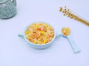 一碗一会吃完，搭配一碗汤，极好的一餐。