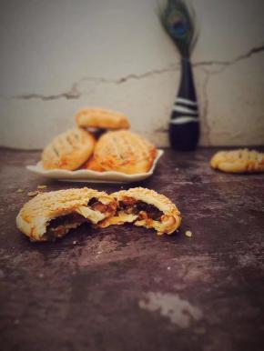 里面裹着甜甜的蜜豆。