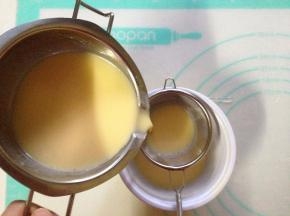 全部馅料液混合后，过滤一下