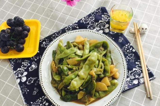 土豆炖豆角