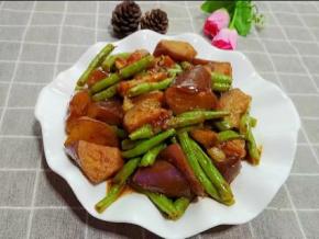 翻炒均匀就可以起锅了