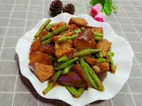 翻炒均匀就可以起锅了