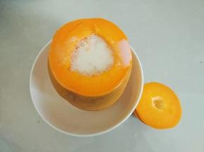 倒入混合好的牛奶液 