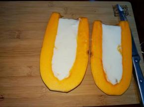 拿出来切块就可以吃了