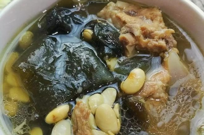 海带黄豆骨头汤