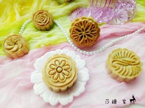 阳晨紫水晶模具不仅外观精美漂亮，而且压出来的纹路也特别清晰。花片与模具的间隙好，没有卡的情况，材质不错，赞一个。