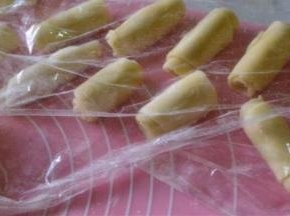 所有的卷好的面都做好后，再次醒发15分钟
