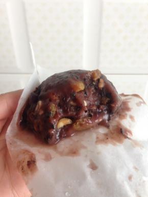 咬一口 粘 甜 香 糯  