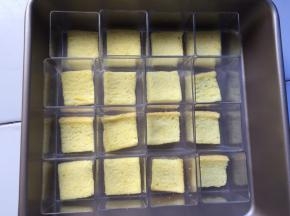 放入慕斯杯中