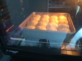 放入烤箱二次发酵30分钟