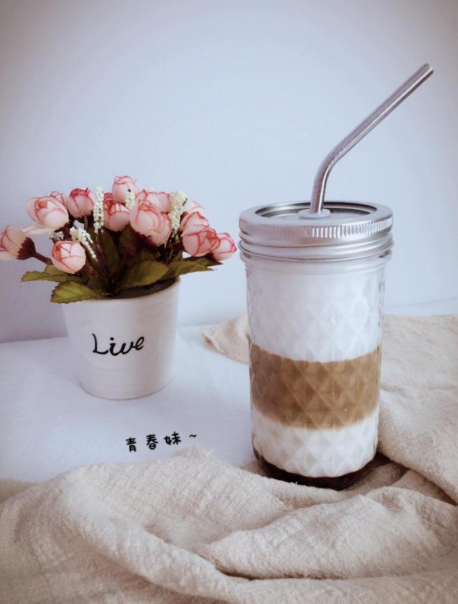 分层卡布奇洛咖啡