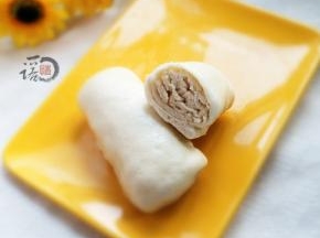 把生坯放入蒸锅盖上盖子发酵25分钟，发酵完成后，从上汽算起蒸15分钟，关火后，不要马上起锅，虚蒸3分钟再起锅即可