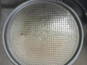 饼铛刷油，通电预热