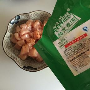 放入酷克壹佰芝加哥牛排调料