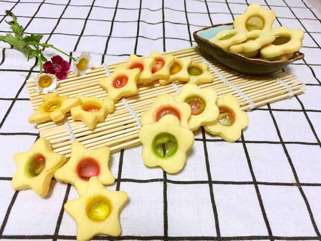 QQ彩糖饼干