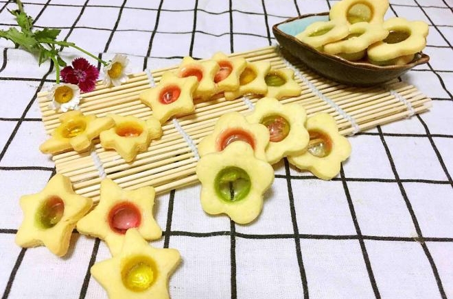 QQ彩糖饼干