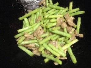 最好加适量的盐调味即可