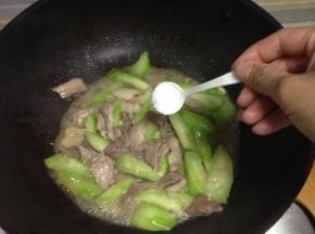 最好加盐调味即可出锅