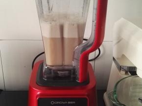 按豆浆键搅拌。