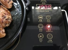 电陶炉调到烧烤按键。