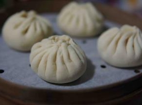 如图，（不要说我包的丑，我能怎么办阿，我也很绝望啊）