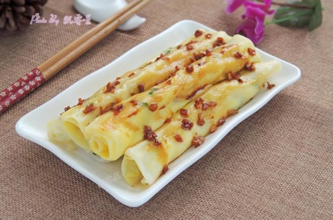 鸡蛋肠粉