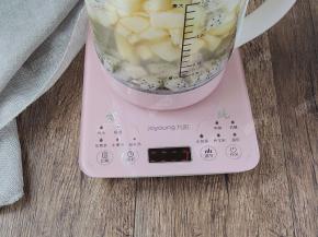 接通电源，选择“水果茶”程序