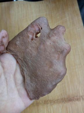 这时候面团已经有了比较薄的手套膜；