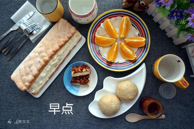 蓝莓淡奶油海绵蛋糕