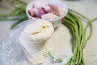 备好所用食材。