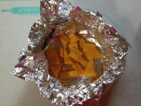 南瓜切块包上锡纸