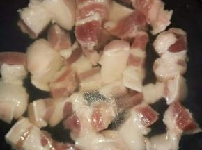 五花肉冷水下锅