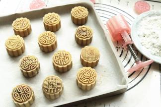 全部做好的月饼，每一个花形都很喜欢。