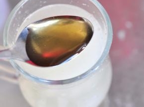 最后成品加入蜂蜜拌匀。