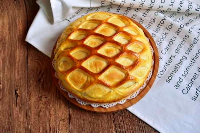 网纹豆沙夹层面包