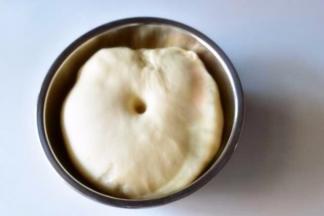 温暖处发酵到两倍大