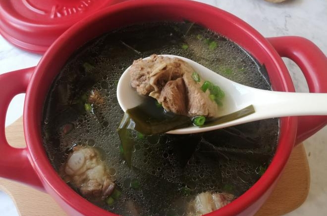 海带排骨汤